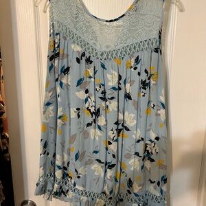 Lane Bryant Floral Lace Trim Short Sleeve Top - Blue and Yellow